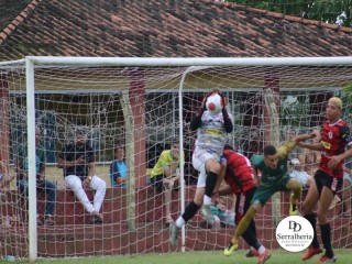 
<a style='margin-left: 5px;' class='btn btn-xs btn-social btn-facebook' href='https://www.facebook.com/sharer/sharer.php?u=https://www.boladovale.com.br/imgs/800-800-90/conteudo/fotos/1821/img6157.jpg' rel='popup' data-width='500' data-height='400'><i class='fa fa-facebook'></i>Compartilhar <span class='hidden-xs'>no Facebook</span>
</a> 
<a class='btn btn-default btn-xs' target='_blank' href='imgs/800-800-90/conteudo/fotos/1821/img6157.jpg'>
<span class='glyphicon glyphicon-cloud-download'></span> Salvar
</a> 
<span></span>