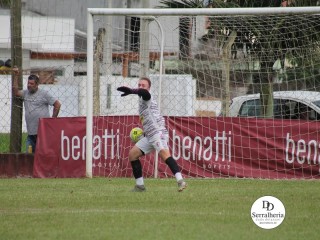 
<a style='margin-left: 5px;' class='btn btn-xs btn-social btn-facebook' href='https://www.facebook.com/sharer/sharer.php?u=https://www.boladovale.com.br/imgs/800-800-90/conteudo/fotos/1821/img9337.jpg' rel='popup' data-width='500' data-height='400'><i class='fa fa-facebook'></i>Compartilhar <span class='hidden-xs'>no Facebook</span>
</a> 
<a class='btn btn-default btn-xs' target='_blank' href='imgs/800-800-90/conteudo/fotos/1821/img9337.jpg'>
<span class='glyphicon glyphicon-cloud-download'></span> Salvar
</a> 
<span></span>