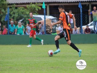
<a style='margin-left: 5px;' class='btn btn-xs btn-social btn-facebook' href='https://www.facebook.com/sharer/sharer.php?u=https://www.boladovale.com.br/imgs/800-800-90/conteudo/fotos/1822/img6301.jpg' rel='popup' data-width='500' data-height='400'><i class='fa fa-facebook'></i>Compartilhar <span class='hidden-xs'>no Facebook</span>
</a> 
<a class='btn btn-default btn-xs' target='_blank' href='imgs/800-800-90/conteudo/fotos/1822/img6301.jpg'>
<span class='glyphicon glyphicon-cloud-download'></span> Salvar
</a> 
<span></span>