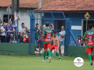 
<a style='margin-left: 5px;' class='btn btn-xs btn-social btn-facebook' href='https://www.facebook.com/sharer/sharer.php?u=https://www.boladovale.com.br/imgs/800-800-90/conteudo/fotos/1822/img6310.jpg' rel='popup' data-width='500' data-height='400'><i class='fa fa-facebook'></i>Compartilhar <span class='hidden-xs'>no Facebook</span>
</a> 
<a class='btn btn-default btn-xs' target='_blank' href='imgs/800-800-90/conteudo/fotos/1822/img6310.jpg'>
<span class='glyphicon glyphicon-cloud-download'></span> Salvar
</a> 
<span></span>