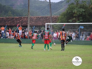 
<a style='margin-left: 5px;' class='btn btn-xs btn-social btn-facebook' href='https://www.facebook.com/sharer/sharer.php?u=https://www.boladovale.com.br/imgs/800-800-90/conteudo/fotos/1822/img6353.jpg' rel='popup' data-width='500' data-height='400'><i class='fa fa-facebook'></i>Compartilhar <span class='hidden-xs'>no Facebook</span>
</a> 
<a class='btn btn-default btn-xs' target='_blank' href='imgs/800-800-90/conteudo/fotos/1822/img6353.jpg'>
<span class='glyphicon glyphicon-cloud-download'></span> Salvar
</a> 
<span></span>