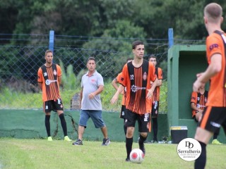 
<a style='margin-left: 5px;' class='btn btn-xs btn-social btn-facebook' href='https://www.facebook.com/sharer/sharer.php?u=https://www.boladovale.com.br/imgs/800-800-90/conteudo/fotos/1822/img6395.jpg' rel='popup' data-width='500' data-height='400'><i class='fa fa-facebook'></i>Compartilhar <span class='hidden-xs'>no Facebook</span>
</a> 
<a class='btn btn-default btn-xs' target='_blank' href='imgs/800-800-90/conteudo/fotos/1822/img6395.jpg'>
<span class='glyphicon glyphicon-cloud-download'></span> Salvar
</a> 
<span></span>
