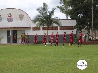 
<a style='margin-left: 5px;' class='btn btn-xs btn-social btn-facebook' href='https://www.facebook.com/sharer/sharer.php?u=https://www.boladovale.com.br/imgs/800-800-90/conteudo/fotos/1823/img6479.jpg' rel='popup' data-width='500' data-height='400'><i class='fa fa-facebook'></i>Compartilhar <span class='hidden-xs'>no Facebook</span>
</a> 
<a class='btn btn-default btn-xs' target='_blank' href='imgs/800-800-90/conteudo/fotos/1823/img6479.jpg'>
<span class='glyphicon glyphicon-cloud-download'></span> Salvar
</a> 
<span></span>