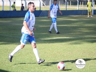 
<a style='margin-left: 5px;' class='btn btn-xs btn-social btn-facebook' href='https://www.facebook.com/sharer/sharer.php?u=https://www.boladovale.com.br/imgs/800-800-90/conteudo/fotos/1828/img4639.jpg' rel='popup' data-width='500' data-height='400'><i class='fa fa-facebook'></i>Compartilhar <span class='hidden-xs'>no Facebook</span>
</a> 
<a class='btn btn-default btn-xs' target='_blank' href='imgs/800-800-90/conteudo/fotos/1828/img4639.jpg'>
<span class='glyphicon glyphicon-cloud-download'></span> Salvar
</a> 
<span></span>