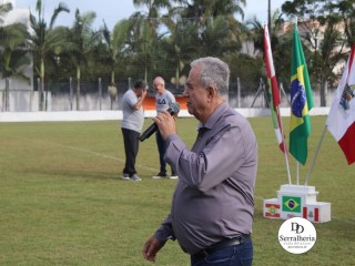 
<a style='margin-left: 5px;' class='btn btn-xs btn-social btn-facebook' href='https://www.facebook.com/sharer/sharer.php?u=https://www.boladovale.com.br/imgs/800-800-90/conteudo/fotos/1829/img8398.jpg' rel='popup' data-width='500' data-height='400'><i class='fa fa-facebook'></i>Compartilhar <span class='hidden-xs'>no Facebook</span>
</a> 
<a class='btn btn-default btn-xs' target='_blank' href='imgs/800-800-90/conteudo/fotos/1829/img8398.jpg'>
<span class='glyphicon glyphicon-cloud-download'></span> Salvar
</a> 
<span></span>