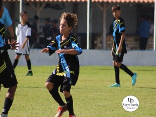 
<a style='margin-left: 5px;' class='btn btn-xs btn-social btn-facebook' href='https://www.facebook.com/sharer/sharer.php?u=https://www.boladovale.com.br/imgs/800-800-90/conteudo/fotos/1830/img8462.jpg' rel='popup' data-width='500' data-height='400'><i class='fa fa-facebook'></i>Compartilhar <span class='hidden-xs'>no Facebook</span>
</a> 
<a class='btn btn-default btn-xs' target='_blank' href='imgs/800-800-90/conteudo/fotos/1830/img8462.jpg'>
<span class='glyphicon glyphicon-cloud-download'></span> Salvar
</a> 
<span></span>