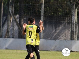 
<a style='margin-left: 5px;' class='btn btn-xs btn-social btn-facebook' href='https://www.facebook.com/sharer/sharer.php?u=https://www.boladovale.com.br/imgs/800-800-90/conteudo/fotos/1830/img8533.jpg' rel='popup' data-width='500' data-height='400'><i class='fa fa-facebook'></i>Compartilhar <span class='hidden-xs'>no Facebook</span>
</a> 
<a class='btn btn-default btn-xs' target='_blank' href='imgs/800-800-90/conteudo/fotos/1830/img8533.jpg'>
<span class='glyphicon glyphicon-cloud-download'></span> Salvar
</a> 
<span></span>