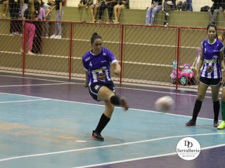 
<a style='margin-left: 5px;' class='btn btn-xs btn-social btn-facebook' href='https://www.facebook.com/sharer/sharer.php?u=https://www.boladovale.com.br/imgs/800-800-90/conteudo/fotos/1832/img8733.jpg' rel='popup' data-width='500' data-height='400'><i class='fa fa-facebook'></i>Compartilhar <span class='hidden-xs'>no Facebook</span>
</a> 
<a class='btn btn-default btn-xs' target='_blank' href='imgs/800-800-90/conteudo/fotos/1832/img8733.jpg'>
<span class='glyphicon glyphicon-cloud-download'></span> Salvar
</a> 
<span></span>