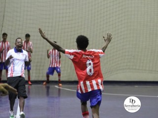 
<a style='margin-left: 5px;' class='btn btn-xs btn-social btn-facebook' href='https://www.facebook.com/sharer/sharer.php?u=https://www.boladovale.com.br/imgs/800-800-90/conteudo/fotos/1833/img8805.jpg' rel='popup' data-width='500' data-height='400'><i class='fa fa-facebook'></i>Compartilhar <span class='hidden-xs'>no Facebook</span>
</a> 
<a class='btn btn-default btn-xs' target='_blank' href='imgs/800-800-90/conteudo/fotos/1833/img8805.jpg'>
<span class='glyphicon glyphicon-cloud-download'></span> Salvar
</a> 
<span></span>