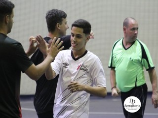 
<a style='margin-left: 5px;' class='btn btn-xs btn-social btn-facebook' href='https://www.facebook.com/sharer/sharer.php?u=https://www.boladovale.com.br/imgs/800-800-90/conteudo/fotos/1834/img8893.jpg' rel='popup' data-width='500' data-height='400'><i class='fa fa-facebook'></i>Compartilhar <span class='hidden-xs'>no Facebook</span>
</a> 
<a class='btn btn-default btn-xs' target='_blank' href='imgs/800-800-90/conteudo/fotos/1834/img8893.jpg'>
<span class='glyphicon glyphicon-cloud-download'></span> Salvar
</a> 
<span></span>