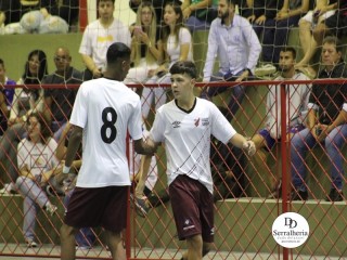 
<a style='margin-left: 5px;' class='btn btn-xs btn-social btn-facebook' href='https://www.facebook.com/sharer/sharer.php?u=https://www.boladovale.com.br/imgs/800-800-90/conteudo/fotos/1834/img8900.jpg' rel='popup' data-width='500' data-height='400'><i class='fa fa-facebook'></i>Compartilhar <span class='hidden-xs'>no Facebook</span>
</a> 
<a class='btn btn-default btn-xs' target='_blank' href='imgs/800-800-90/conteudo/fotos/1834/img8900.jpg'>
<span class='glyphicon glyphicon-cloud-download'></span> Salvar
</a> 
<span></span>