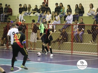 
<a style='margin-left: 5px;' class='btn btn-xs btn-social btn-facebook' href='https://www.facebook.com/sharer/sharer.php?u=https://www.boladovale.com.br/imgs/800-800-90/conteudo/fotos/1834/img8913.jpg' rel='popup' data-width='500' data-height='400'><i class='fa fa-facebook'></i>Compartilhar <span class='hidden-xs'>no Facebook</span>
</a> 
<a class='btn btn-default btn-xs' target='_blank' href='imgs/800-800-90/conteudo/fotos/1834/img8913.jpg'>
<span class='glyphicon glyphicon-cloud-download'></span> Salvar
</a> 
<span></span>