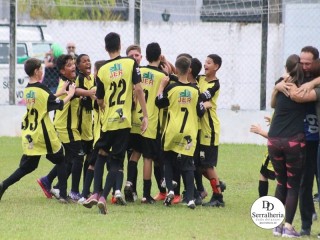 
<a style='margin-left: 5px;' class='btn btn-xs btn-social btn-facebook' href='https://www.facebook.com/sharer/sharer.php?u=https://www.boladovale.com.br/imgs/800-800-90/conteudo/fotos/1835/img8970.jpg' rel='popup' data-width='500' data-height='400'><i class='fa fa-facebook'></i>Compartilhar <span class='hidden-xs'>no Facebook</span>
</a> 
<a class='btn btn-default btn-xs' target='_blank' href='imgs/800-800-90/conteudo/fotos/1835/img8970.jpg'>
<span class='glyphicon glyphicon-cloud-download'></span> Salvar
</a> 
<span></span>