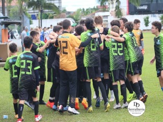 
<a style='margin-left: 5px;' class='btn btn-xs btn-social btn-facebook' href='https://www.facebook.com/sharer/sharer.php?u=https://www.boladovale.com.br/imgs/800-800-90/conteudo/fotos/1835/img9083.jpg' rel='popup' data-width='500' data-height='400'><i class='fa fa-facebook'></i>Compartilhar <span class='hidden-xs'>no Facebook</span>
</a> 
<a class='btn btn-default btn-xs' target='_blank' href='imgs/800-800-90/conteudo/fotos/1835/img9083.jpg'>
<span class='glyphicon glyphicon-cloud-download'></span> Salvar
</a> 
<span></span>