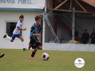 
<a style='margin-left: 5px;' class='btn btn-xs btn-social btn-facebook' href='https://www.facebook.com/sharer/sharer.php?u=https://www.boladovale.com.br/imgs/800-800-90/conteudo/fotos/1835/img9106.jpg' rel='popup' data-width='500' data-height='400'><i class='fa fa-facebook'></i>Compartilhar <span class='hidden-xs'>no Facebook</span>
</a> 
<a class='btn btn-default btn-xs' target='_blank' href='imgs/800-800-90/conteudo/fotos/1835/img9106.jpg'>
<span class='glyphicon glyphicon-cloud-download'></span> Salvar
</a> 
<span></span>