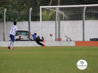 
<a style='margin-left: 5px;' class='btn btn-xs btn-social btn-facebook' href='https://www.facebook.com/sharer/sharer.php?u=https://www.boladovale.com.br/imgs/800-800-90/conteudo/fotos/1835/img9119.jpg' rel='popup' data-width='500' data-height='400'><i class='fa fa-facebook'></i>Compartilhar <span class='hidden-xs'>no Facebook</span>
</a> 
<a class='btn btn-default btn-xs' target='_blank' href='imgs/800-800-90/conteudo/fotos/1835/img9119.jpg'>
<span class='glyphicon glyphicon-cloud-download'></span> Salvar
</a> 
<span></span>