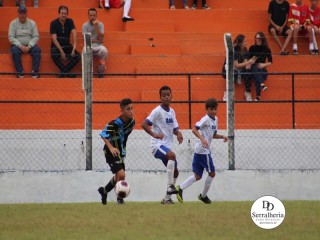 
<a style='margin-left: 5px;' class='btn btn-xs btn-social btn-facebook' href='https://www.facebook.com/sharer/sharer.php?u=https://www.boladovale.com.br/imgs/800-800-90/conteudo/fotos/1835/img9132.jpg' rel='popup' data-width='500' data-height='400'><i class='fa fa-facebook'></i>Compartilhar <span class='hidden-xs'>no Facebook</span>
</a> 
<a class='btn btn-default btn-xs' target='_blank' href='imgs/800-800-90/conteudo/fotos/1835/img9132.jpg'>
<span class='glyphicon glyphicon-cloud-download'></span> Salvar
</a> 
<span></span>