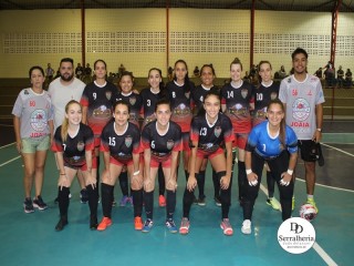 
<a style='margin-left: 5px;' class='btn btn-xs btn-social btn-facebook' href='https://www.facebook.com/sharer/sharer.php?u=https://www.boladovale.com.br/imgs/800-800-90/conteudo/fotos/1836/img9170.jpg' rel='popup' data-width='500' data-height='400'><i class='fa fa-facebook'></i>Compartilhar <span class='hidden-xs'>no Facebook</span>
</a> 
<a class='btn btn-default btn-xs' target='_blank' href='imgs/800-800-90/conteudo/fotos/1836/img9170.jpg'>
<span class='glyphicon glyphicon-cloud-download'></span> Salvar
</a> 
<span></span>