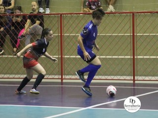 
<a style='margin-left: 5px;' class='btn btn-xs btn-social btn-facebook' href='https://www.facebook.com/sharer/sharer.php?u=https://www.boladovale.com.br/imgs/800-800-90/conteudo/fotos/1836/img9229.jpg' rel='popup' data-width='500' data-height='400'><i class='fa fa-facebook'></i>Compartilhar <span class='hidden-xs'>no Facebook</span>
</a> 
<a class='btn btn-default btn-xs' target='_blank' href='imgs/800-800-90/conteudo/fotos/1836/img9229.jpg'>
<span class='glyphicon glyphicon-cloud-download'></span> Salvar
</a> 
<span></span>