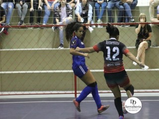 
<a style='margin-left: 5px;' class='btn btn-xs btn-social btn-facebook' href='https://www.facebook.com/sharer/sharer.php?u=https://www.boladovale.com.br/imgs/800-800-90/conteudo/fotos/1836/img9271.jpg' rel='popup' data-width='500' data-height='400'><i class='fa fa-facebook'></i>Compartilhar <span class='hidden-xs'>no Facebook</span>
</a> 
<a class='btn btn-default btn-xs' target='_blank' href='imgs/800-800-90/conteudo/fotos/1836/img9271.jpg'>
<span class='glyphicon glyphicon-cloud-download'></span> Salvar
</a> 
<span></span>