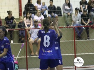 
<a style='margin-left: 5px;' class='btn btn-xs btn-social btn-facebook' href='https://www.facebook.com/sharer/sharer.php?u=https://www.boladovale.com.br/imgs/800-800-90/conteudo/fotos/1836/img9335.jpg' rel='popup' data-width='500' data-height='400'><i class='fa fa-facebook'></i>Compartilhar <span class='hidden-xs'>no Facebook</span>
</a> 
<a class='btn btn-default btn-xs' target='_blank' href='imgs/800-800-90/conteudo/fotos/1836/img9335.jpg'>
<span class='glyphicon glyphicon-cloud-download'></span> Salvar
</a> 
<span></span>