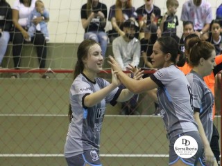
<a style='margin-left: 5px;' class='btn btn-xs btn-social btn-facebook' href='https://www.facebook.com/sharer/sharer.php?u=https://www.boladovale.com.br/imgs/800-800-90/conteudo/fotos/1837/img9400.jpg' rel='popup' data-width='500' data-height='400'><i class='fa fa-facebook'></i>Compartilhar <span class='hidden-xs'>no Facebook</span>
</a> 
<a class='btn btn-default btn-xs' target='_blank' href='imgs/800-800-90/conteudo/fotos/1837/img9400.jpg'>
<span class='glyphicon glyphicon-cloud-download'></span> Salvar
</a> 
<span></span>