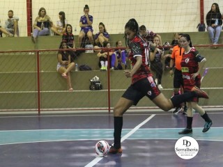 
<a style='margin-left: 5px;' class='btn btn-xs btn-social btn-facebook' href='https://www.facebook.com/sharer/sharer.php?u=https://www.boladovale.com.br/imgs/800-800-90/conteudo/fotos/1837/img9439.jpg' rel='popup' data-width='500' data-height='400'><i class='fa fa-facebook'></i>Compartilhar <span class='hidden-xs'>no Facebook</span>
</a> 
<a class='btn btn-default btn-xs' target='_blank' href='imgs/800-800-90/conteudo/fotos/1837/img9439.jpg'>
<span class='glyphicon glyphicon-cloud-download'></span> Salvar
</a> 
<span></span>