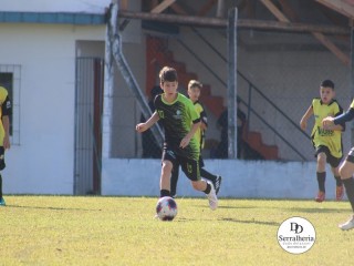 
<a style='margin-left: 5px;' class='btn btn-xs btn-social btn-facebook' href='https://www.facebook.com/sharer/sharer.php?u=https://www.boladovale.com.br/imgs/800-800-90/conteudo/fotos/1840/img9825.jpg' rel='popup' data-width='500' data-height='400'><i class='fa fa-facebook'></i>Compartilhar <span class='hidden-xs'>no Facebook</span>
</a> 
<a class='btn btn-default btn-xs' target='_blank' href='imgs/800-800-90/conteudo/fotos/1840/img9825.jpg'>
<span class='glyphicon glyphicon-cloud-download'></span> Salvar
</a> 
<span></span>