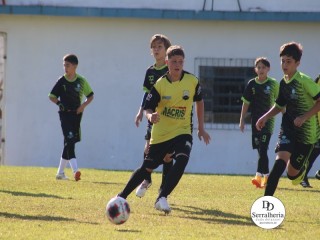 
<a style='margin-left: 5px;' class='btn btn-xs btn-social btn-facebook' href='https://www.facebook.com/sharer/sharer.php?u=https://www.boladovale.com.br/imgs/800-800-90/conteudo/fotos/1840/img9827.jpg' rel='popup' data-width='500' data-height='400'><i class='fa fa-facebook'></i>Compartilhar <span class='hidden-xs'>no Facebook</span>
</a> 
<a class='btn btn-default btn-xs' target='_blank' href='imgs/800-800-90/conteudo/fotos/1840/img9827.jpg'>
<span class='glyphicon glyphicon-cloud-download'></span> Salvar
</a> 
<span></span>