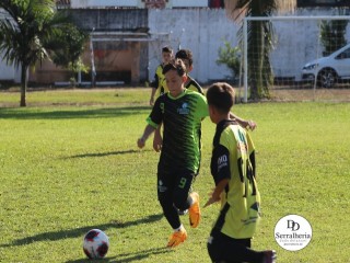 
<a style='margin-left: 5px;' class='btn btn-xs btn-social btn-facebook' href='https://www.facebook.com/sharer/sharer.php?u=https://www.boladovale.com.br/imgs/800-800-90/conteudo/fotos/1840/img9871.jpg' rel='popup' data-width='500' data-height='400'><i class='fa fa-facebook'></i>Compartilhar <span class='hidden-xs'>no Facebook</span>
</a> 
<a class='btn btn-default btn-xs' target='_blank' href='imgs/800-800-90/conteudo/fotos/1840/img9871.jpg'>
<span class='glyphicon glyphicon-cloud-download'></span> Salvar
</a> 
<span></span>
