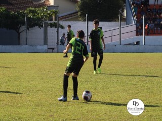 
<a style='margin-left: 5px;' class='btn btn-xs btn-social btn-facebook' href='https://www.facebook.com/sharer/sharer.php?u=https://www.boladovale.com.br/imgs/800-800-90/conteudo/fotos/1840/img9888.jpg' rel='popup' data-width='500' data-height='400'><i class='fa fa-facebook'></i>Compartilhar <span class='hidden-xs'>no Facebook</span>
</a> 
<a class='btn btn-default btn-xs' target='_blank' href='imgs/800-800-90/conteudo/fotos/1840/img9888.jpg'>
<span class='glyphicon glyphicon-cloud-download'></span> Salvar
</a> 
<span></span>