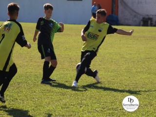 
<a style='margin-left: 5px;' class='btn btn-xs btn-social btn-facebook' href='https://www.facebook.com/sharer/sharer.php?u=https://www.boladovale.com.br/imgs/800-800-90/conteudo/fotos/1840/img9933.jpg' rel='popup' data-width='500' data-height='400'><i class='fa fa-facebook'></i>Compartilhar <span class='hidden-xs'>no Facebook</span>
</a> 
<a class='btn btn-default btn-xs' target='_blank' href='imgs/800-800-90/conteudo/fotos/1840/img9933.jpg'>
<span class='glyphicon glyphicon-cloud-download'></span> Salvar
</a> 
<span></span>