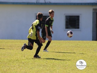 
<a style='margin-left: 5px;' class='btn btn-xs btn-social btn-facebook' href='https://www.facebook.com/sharer/sharer.php?u=https://www.boladovale.com.br/imgs/800-800-90/conteudo/fotos/1840/img9965.jpg' rel='popup' data-width='500' data-height='400'><i class='fa fa-facebook'></i>Compartilhar <span class='hidden-xs'>no Facebook</span>
</a> 
<a class='btn btn-default btn-xs' target='_blank' href='imgs/800-800-90/conteudo/fotos/1840/img9965.jpg'>
<span class='glyphicon glyphicon-cloud-download'></span> Salvar
</a> 
<span></span>