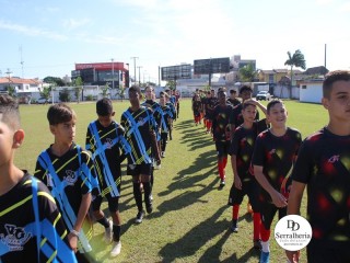 
<a style='margin-left: 5px;' class='btn btn-xs btn-social btn-facebook' href='https://www.facebook.com/sharer/sharer.php?u=https://www.boladovale.com.br/imgs/800-800-90/conteudo/fotos/1841/img0038.jpg' rel='popup' data-width='500' data-height='400'><i class='fa fa-facebook'></i>Compartilhar <span class='hidden-xs'>no Facebook</span>
</a> 
<a class='btn btn-default btn-xs' target='_blank' href='imgs/800-800-90/conteudo/fotos/1841/img0038.jpg'>
<span class='glyphicon glyphicon-cloud-download'></span> Salvar
</a> 
<span></span>