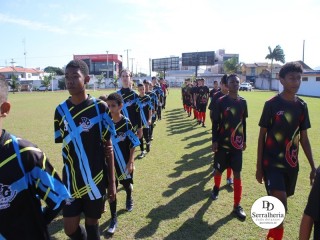 
<a style='margin-left: 5px;' class='btn btn-xs btn-social btn-facebook' href='https://www.facebook.com/sharer/sharer.php?u=https://www.boladovale.com.br/imgs/800-800-90/conteudo/fotos/1841/img0041.jpg' rel='popup' data-width='500' data-height='400'><i class='fa fa-facebook'></i>Compartilhar <span class='hidden-xs'>no Facebook</span>
</a> 
<a class='btn btn-default btn-xs' target='_blank' href='imgs/800-800-90/conteudo/fotos/1841/img0041.jpg'>
<span class='glyphicon glyphicon-cloud-download'></span> Salvar
</a> 
<span></span>