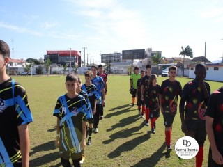 
<a style='margin-left: 5px;' class='btn btn-xs btn-social btn-facebook' href='https://www.facebook.com/sharer/sharer.php?u=https://www.boladovale.com.br/imgs/800-800-90/conteudo/fotos/1841/img0051.jpg' rel='popup' data-width='500' data-height='400'><i class='fa fa-facebook'></i>Compartilhar <span class='hidden-xs'>no Facebook</span>
</a> 
<a class='btn btn-default btn-xs' target='_blank' href='imgs/800-800-90/conteudo/fotos/1841/img0051.jpg'>
<span class='glyphicon glyphicon-cloud-download'></span> Salvar
</a> 
<span></span>