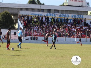 
<a style='margin-left: 5px;' class='btn btn-xs btn-social btn-facebook' href='https://www.facebook.com/sharer/sharer.php?u=https://www.boladovale.com.br/imgs/800-800-90/conteudo/fotos/1841/img0142.jpg' rel='popup' data-width='500' data-height='400'><i class='fa fa-facebook'></i>Compartilhar <span class='hidden-xs'>no Facebook</span>
</a> 
<a class='btn btn-default btn-xs' target='_blank' href='imgs/800-800-90/conteudo/fotos/1841/img0142.jpg'>
<span class='glyphicon glyphicon-cloud-download'></span> Salvar
</a> 
<span></span>