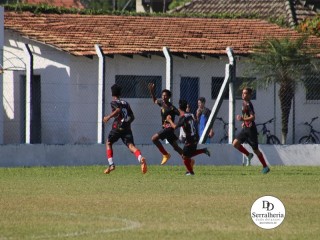 
<a style='margin-left: 5px;' class='btn btn-xs btn-social btn-facebook' href='https://www.facebook.com/sharer/sharer.php?u=https://www.boladovale.com.br/imgs/800-800-90/conteudo/fotos/1841/img0143.jpg' rel='popup' data-width='500' data-height='400'><i class='fa fa-facebook'></i>Compartilhar <span class='hidden-xs'>no Facebook</span>
</a> 
<a class='btn btn-default btn-xs' target='_blank' href='imgs/800-800-90/conteudo/fotos/1841/img0143.jpg'>
<span class='glyphicon glyphicon-cloud-download'></span> Salvar
</a> 
<span></span>