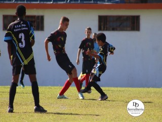 
<a style='margin-left: 5px;' class='btn btn-xs btn-social btn-facebook' href='https://www.facebook.com/sharer/sharer.php?u=https://www.boladovale.com.br/imgs/800-800-90/conteudo/fotos/1841/img0155.jpg' rel='popup' data-width='500' data-height='400'><i class='fa fa-facebook'></i>Compartilhar <span class='hidden-xs'>no Facebook</span>
</a> 
<a class='btn btn-default btn-xs' target='_blank' href='imgs/800-800-90/conteudo/fotos/1841/img0155.jpg'>
<span class='glyphicon glyphicon-cloud-download'></span> Salvar
</a> 
<span></span>