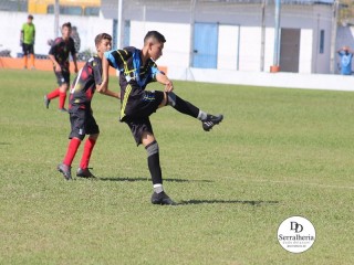 
<a style='margin-left: 5px;' class='btn btn-xs btn-social btn-facebook' href='https://www.facebook.com/sharer/sharer.php?u=https://www.boladovale.com.br/imgs/800-800-90/conteudo/fotos/1841/img0170.jpg' rel='popup' data-width='500' data-height='400'><i class='fa fa-facebook'></i>Compartilhar <span class='hidden-xs'>no Facebook</span>
</a> 
<a class='btn btn-default btn-xs' target='_blank' href='imgs/800-800-90/conteudo/fotos/1841/img0170.jpg'>
<span class='glyphicon glyphicon-cloud-download'></span> Salvar
</a> 
<span></span>