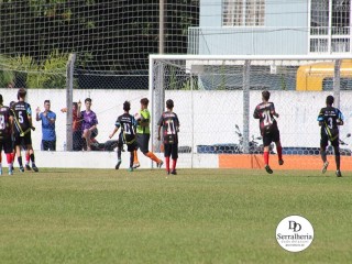 
<a style='margin-left: 5px;' class='btn btn-xs btn-social btn-facebook' href='https://www.facebook.com/sharer/sharer.php?u=https://www.boladovale.com.br/imgs/800-800-90/conteudo/fotos/1841/img0176.jpg' rel='popup' data-width='500' data-height='400'><i class='fa fa-facebook'></i>Compartilhar <span class='hidden-xs'>no Facebook</span>
</a> 
<a class='btn btn-default btn-xs' target='_blank' href='imgs/800-800-90/conteudo/fotos/1841/img0176.jpg'>
<span class='glyphicon glyphicon-cloud-download'></span> Salvar
</a> 
<span></span>