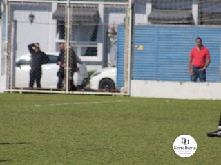 
<a style='margin-left: 5px;' class='btn btn-xs btn-social btn-facebook' href='https://www.facebook.com/sharer/sharer.php?u=https://www.boladovale.com.br/imgs/800-800-90/conteudo/fotos/1841/img0197.jpg' rel='popup' data-width='500' data-height='400'><i class='fa fa-facebook'></i>Compartilhar <span class='hidden-xs'>no Facebook</span>
</a> 
<a class='btn btn-default btn-xs' target='_blank' href='imgs/800-800-90/conteudo/fotos/1841/img0197.jpg'>
<span class='glyphicon glyphicon-cloud-download'></span> Salvar
</a> 
<span></span>