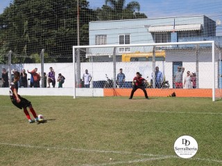 
<a style='margin-left: 5px;' class='btn btn-xs btn-social btn-facebook' href='https://www.facebook.com/sharer/sharer.php?u=https://www.boladovale.com.br/imgs/800-800-90/conteudo/fotos/1841/img0271.jpg' rel='popup' data-width='500' data-height='400'><i class='fa fa-facebook'></i>Compartilhar <span class='hidden-xs'>no Facebook</span>
</a> 
<a class='btn btn-default btn-xs' target='_blank' href='imgs/800-800-90/conteudo/fotos/1841/img0271.jpg'>
<span class='glyphicon glyphicon-cloud-download'></span> Salvar
</a> 
<span></span>