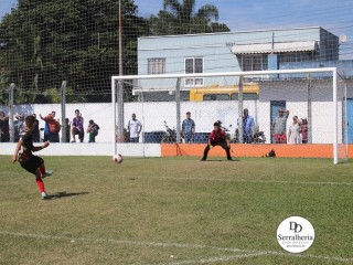 
<a style='margin-left: 5px;' class='btn btn-xs btn-social btn-facebook' href='https://www.facebook.com/sharer/sharer.php?u=https://www.boladovale.com.br/imgs/800-800-90/conteudo/fotos/1841/img0272.jpg' rel='popup' data-width='500' data-height='400'><i class='fa fa-facebook'></i>Compartilhar <span class='hidden-xs'>no Facebook</span>
</a> 
<a class='btn btn-default btn-xs' target='_blank' href='imgs/800-800-90/conteudo/fotos/1841/img0272.jpg'>
<span class='glyphicon glyphicon-cloud-download'></span> Salvar
</a> 
<span></span>