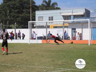 
<a style='margin-left: 5px;' class='btn btn-xs btn-social btn-facebook' href='https://www.facebook.com/sharer/sharer.php?u=https://www.boladovale.com.br/imgs/800-800-90/conteudo/fotos/1841/img0275.jpg' rel='popup' data-width='500' data-height='400'><i class='fa fa-facebook'></i>Compartilhar <span class='hidden-xs'>no Facebook</span>
</a> 
<a class='btn btn-default btn-xs' target='_blank' href='imgs/800-800-90/conteudo/fotos/1841/img0275.jpg'>
<span class='glyphicon glyphicon-cloud-download'></span> Salvar
</a> 
<span></span>