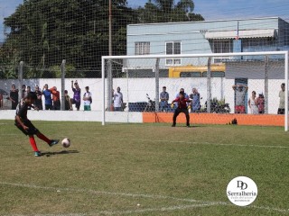 
<a style='margin-left: 5px;' class='btn btn-xs btn-social btn-facebook' href='https://www.facebook.com/sharer/sharer.php?u=https://www.boladovale.com.br/imgs/800-800-90/conteudo/fotos/1841/img0294.jpg' rel='popup' data-width='500' data-height='400'><i class='fa fa-facebook'></i>Compartilhar <span class='hidden-xs'>no Facebook</span>
</a> 
<a class='btn btn-default btn-xs' target='_blank' href='imgs/800-800-90/conteudo/fotos/1841/img0294.jpg'>
<span class='glyphicon glyphicon-cloud-download'></span> Salvar
</a> 
<span></span>