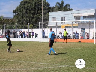 
<a style='margin-left: 5px;' class='btn btn-xs btn-social btn-facebook' href='https://www.facebook.com/sharer/sharer.php?u=https://www.boladovale.com.br/imgs/800-800-90/conteudo/fotos/1841/img0302.jpg' rel='popup' data-width='500' data-height='400'><i class='fa fa-facebook'></i>Compartilhar <span class='hidden-xs'>no Facebook</span>
</a> 
<a class='btn btn-default btn-xs' target='_blank' href='imgs/800-800-90/conteudo/fotos/1841/img0302.jpg'>
<span class='glyphicon glyphicon-cloud-download'></span> Salvar
</a> 
<span></span>