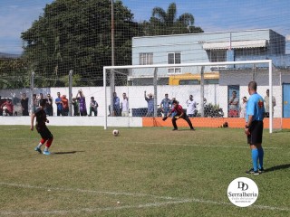 
<a style='margin-left: 5px;' class='btn btn-xs btn-social btn-facebook' href='https://www.facebook.com/sharer/sharer.php?u=https://www.boladovale.com.br/imgs/800-800-90/conteudo/fotos/1841/img0313.jpg' rel='popup' data-width='500' data-height='400'><i class='fa fa-facebook'></i>Compartilhar <span class='hidden-xs'>no Facebook</span>
</a> 
<a class='btn btn-default btn-xs' target='_blank' href='imgs/800-800-90/conteudo/fotos/1841/img0313.jpg'>
<span class='glyphicon glyphicon-cloud-download'></span> Salvar
</a> 
<span></span>