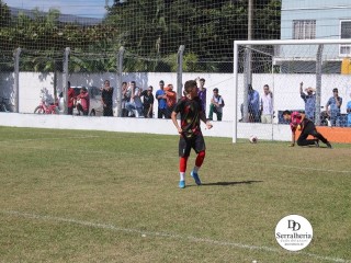 
<a style='margin-left: 5px;' class='btn btn-xs btn-social btn-facebook' href='https://www.facebook.com/sharer/sharer.php?u=https://www.boladovale.com.br/imgs/800-800-90/conteudo/fotos/1841/img0318.jpg' rel='popup' data-width='500' data-height='400'><i class='fa fa-facebook'></i>Compartilhar <span class='hidden-xs'>no Facebook</span>
</a> 
<a class='btn btn-default btn-xs' target='_blank' href='imgs/800-800-90/conteudo/fotos/1841/img0318.jpg'>
<span class='glyphicon glyphicon-cloud-download'></span> Salvar
</a> 
<span></span>