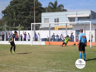 
<a style='margin-left: 5px;' class='btn btn-xs btn-social btn-facebook' href='https://www.facebook.com/sharer/sharer.php?u=https://www.boladovale.com.br/imgs/800-800-90/conteudo/fotos/1841/img0323.jpg' rel='popup' data-width='500' data-height='400'><i class='fa fa-facebook'></i>Compartilhar <span class='hidden-xs'>no Facebook</span>
</a> 
<a class='btn btn-default btn-xs' target='_blank' href='imgs/800-800-90/conteudo/fotos/1841/img0323.jpg'>
<span class='glyphicon glyphicon-cloud-download'></span> Salvar
</a> 
<span></span>